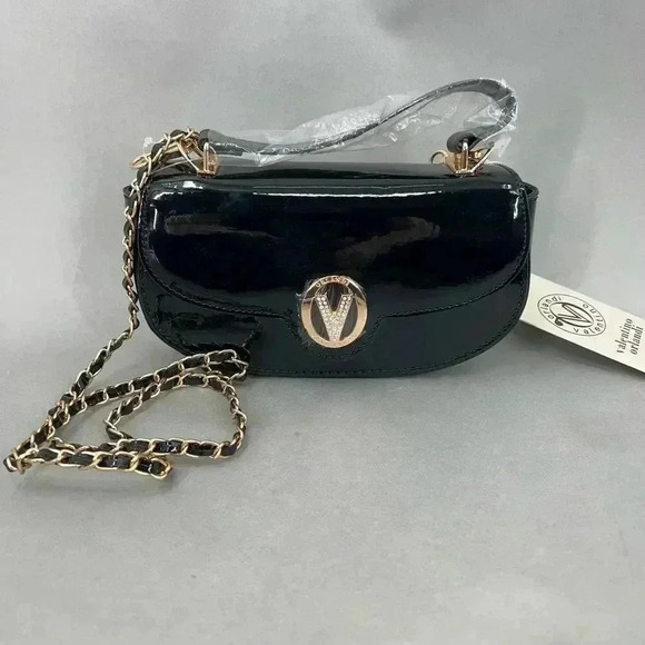 Valentino Orlandi Handbags - Valentino Orlandi Black Crossbody Bag with Silver Chain